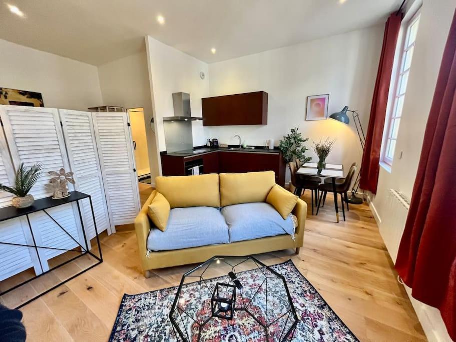 Petit Loft Vieux Apartment *