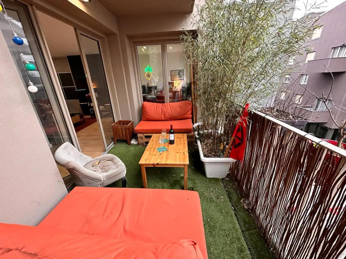 Apartment Duplex Moderne A La Bastide - Un Havre De Confort A Bordeaux