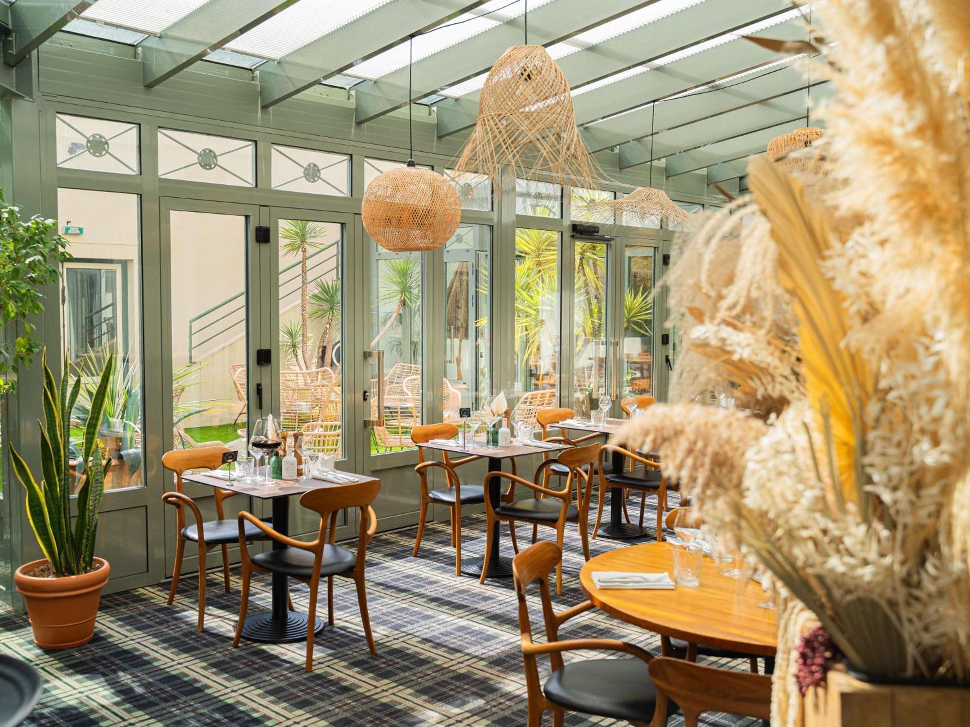Mercure Chateau Chartrons Hotel 4*