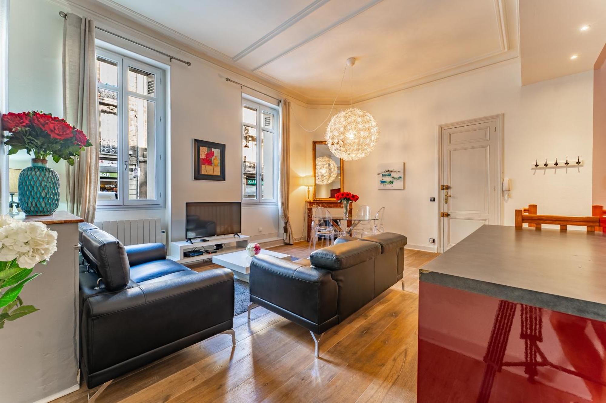 Magnifique Au Coeur Du Quartier Historique Saint-michel Apartment