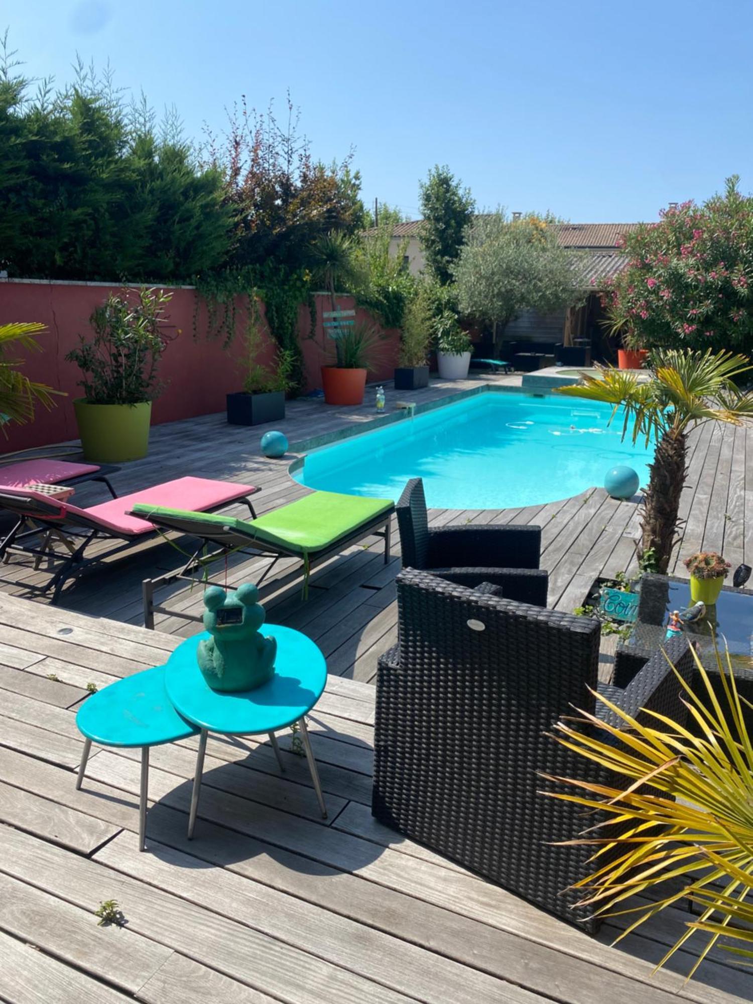 45m2 A Avec Acces Piscine Bordeaux