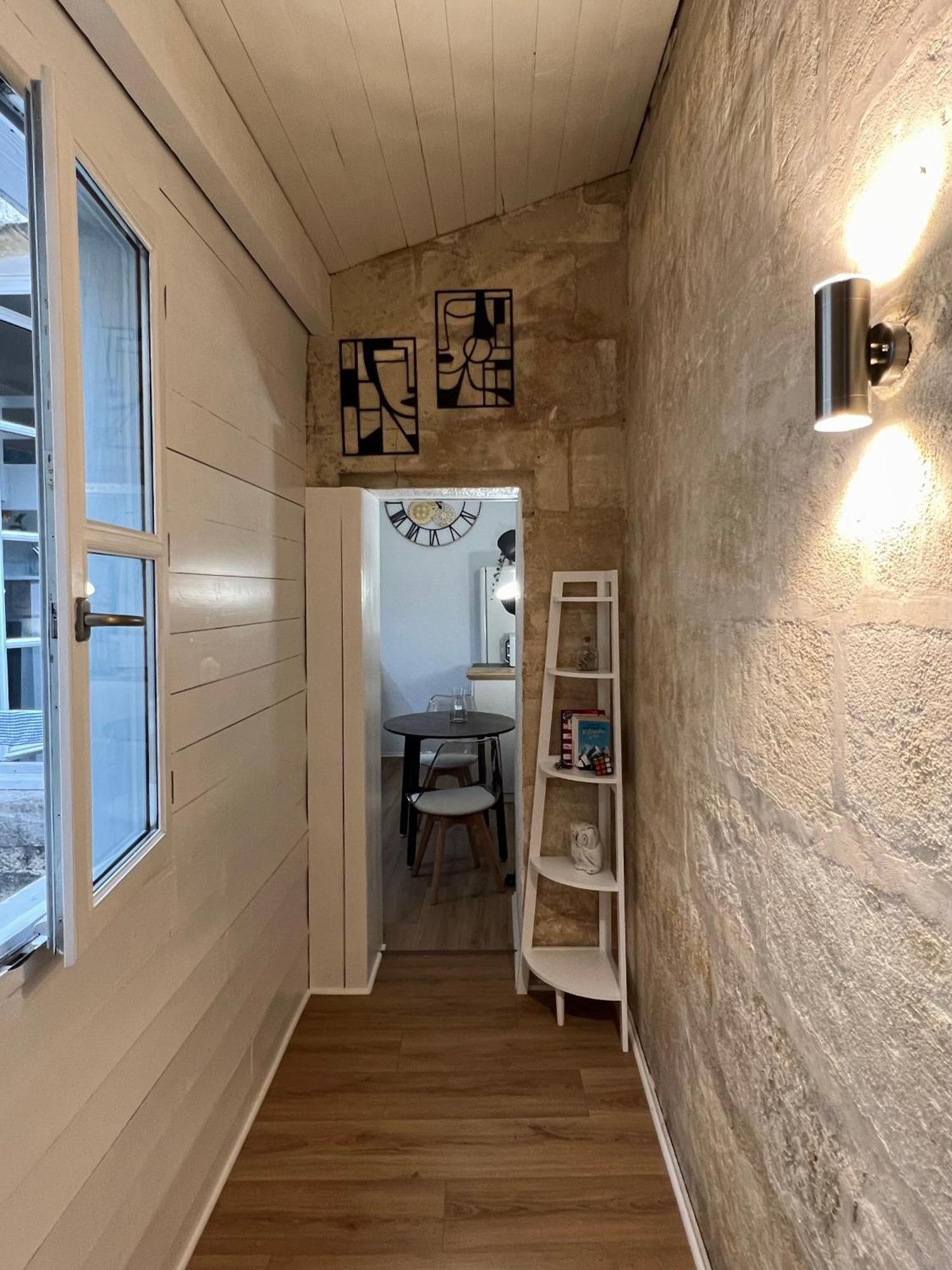 Charming & Central Studio