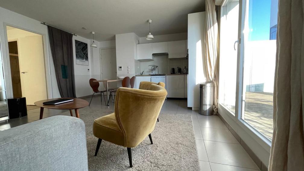 Apartment Avec Terrasse - Cite Du Vin *
