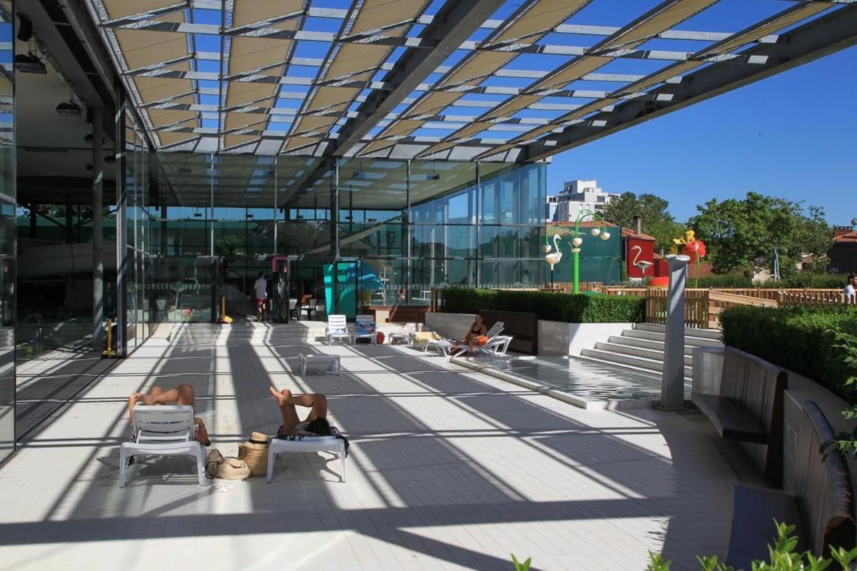 Avec Jardin A Villa *
