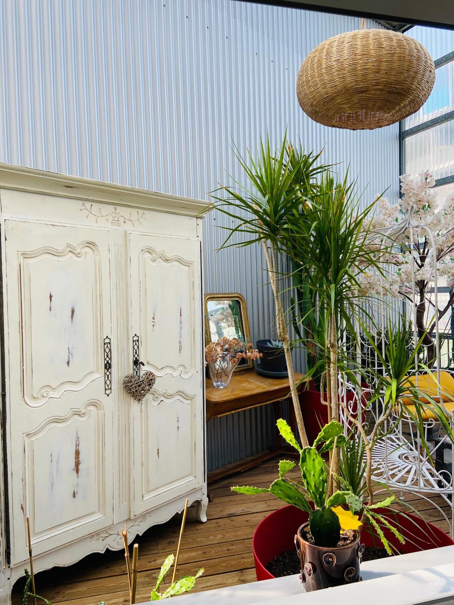 Loft Atypique13om2-salon De 40m2, Rooftop Et Patio Couvert Dep Tardif 13h-pkg Gratuit Prive Sur Place ,clim