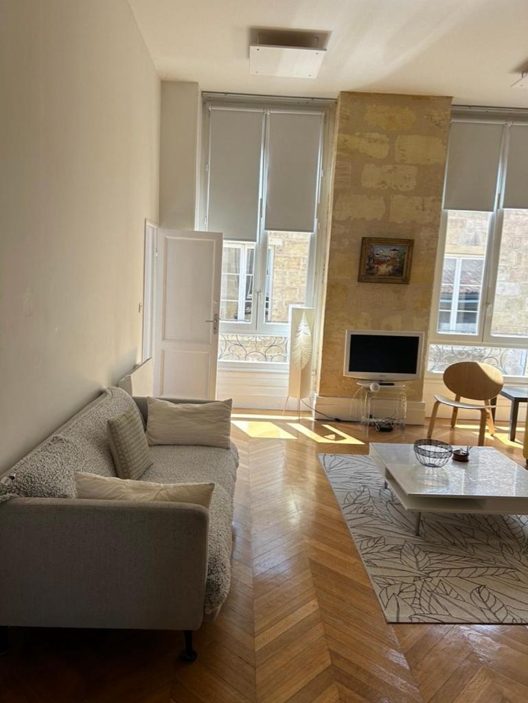 Fantastic 3-room Heart Of Les Chartrons - * Bordeaux