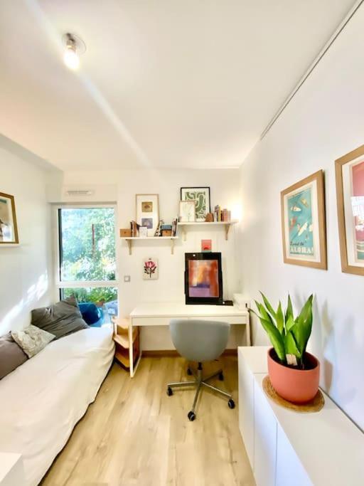 Bastide - 2 - Parking - Balcon - Free Wifi Apartment *