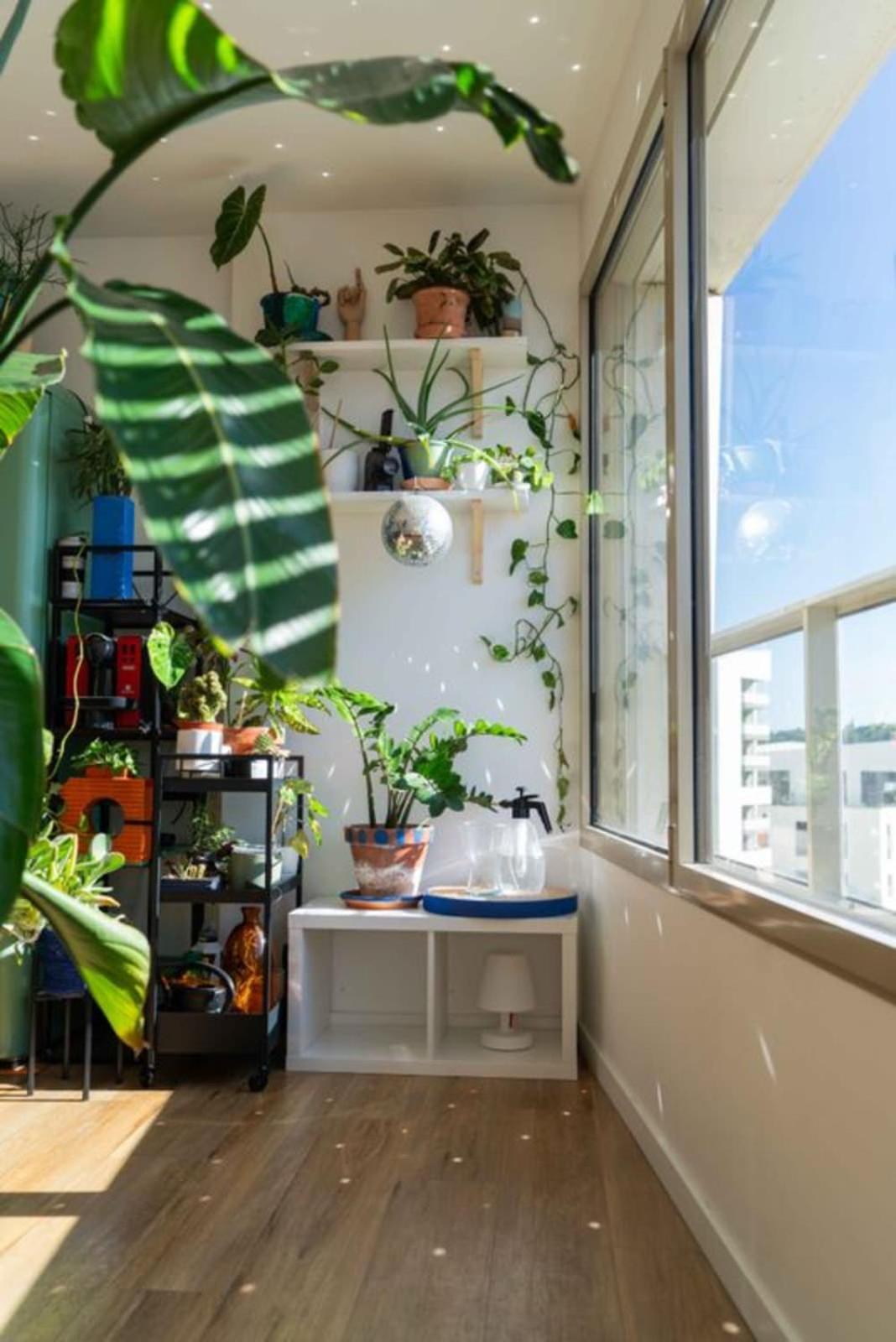 Bright With View And Terrace Apartment *