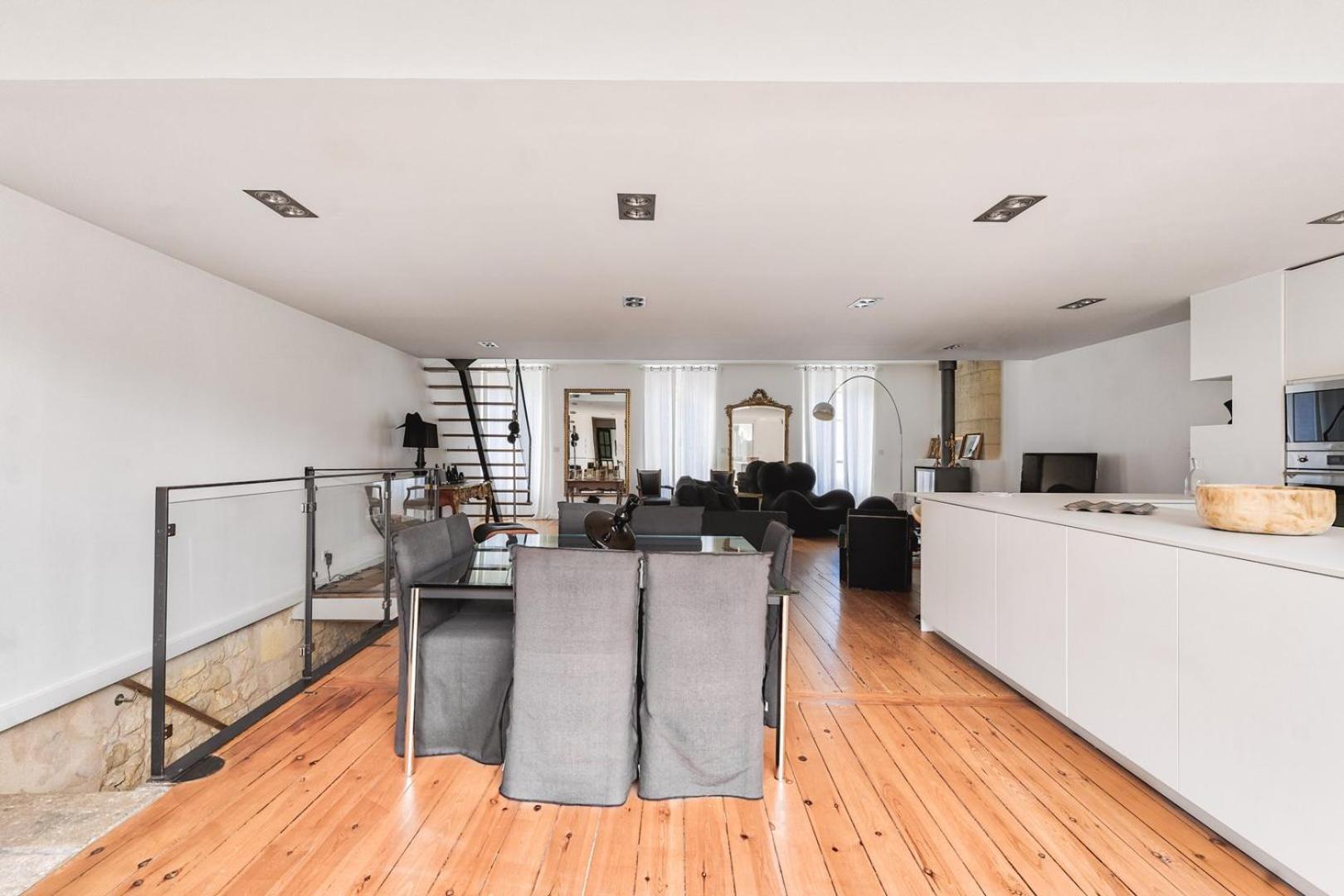 Superbe Loft Avec Patio A * Bordeaux