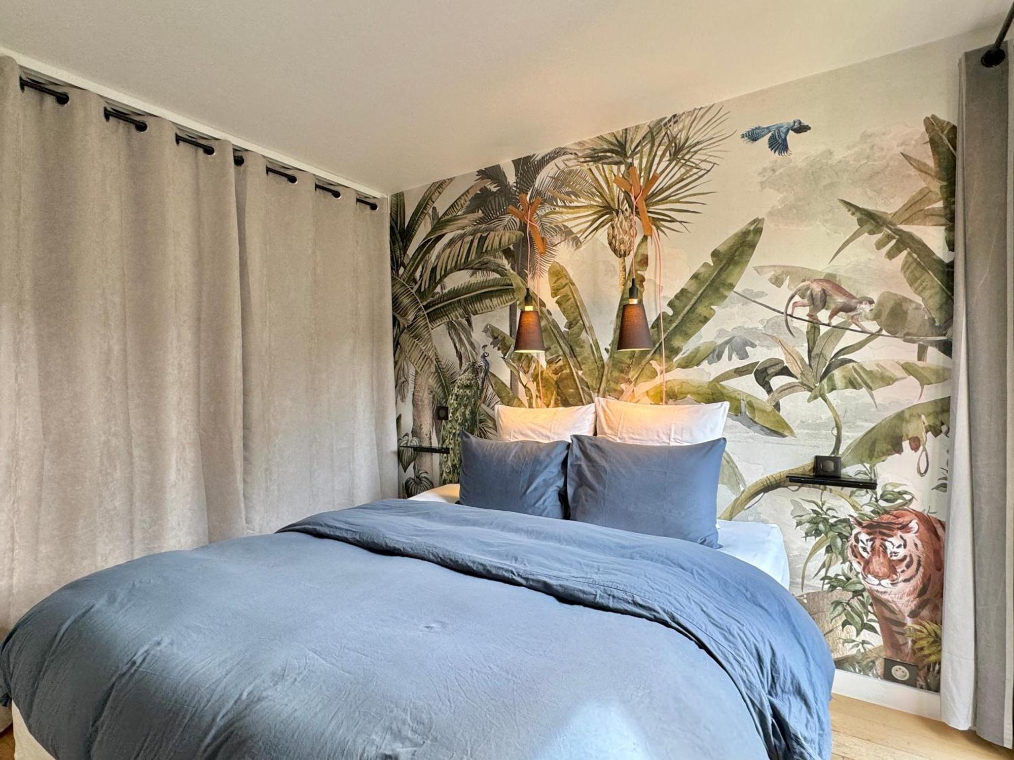 Apartment Avec Jacuzzi - Climatisation - Parking *