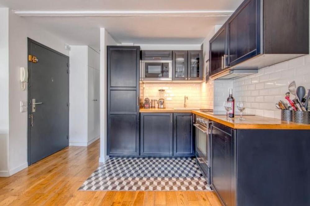 Au Centre, 3 Min A Pieds Du Tram Apartment