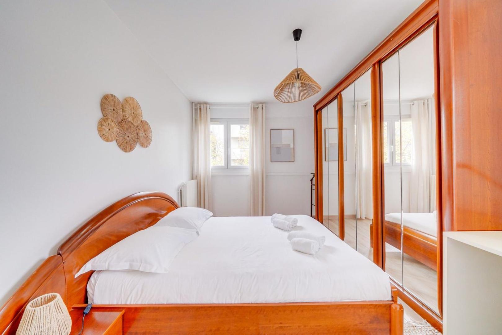 Tres A Avec Parking Apartment Bordeaux