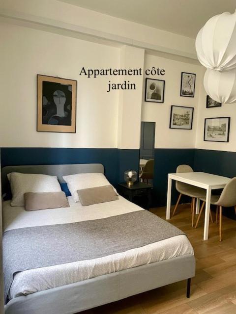 A Gambetta Apartment