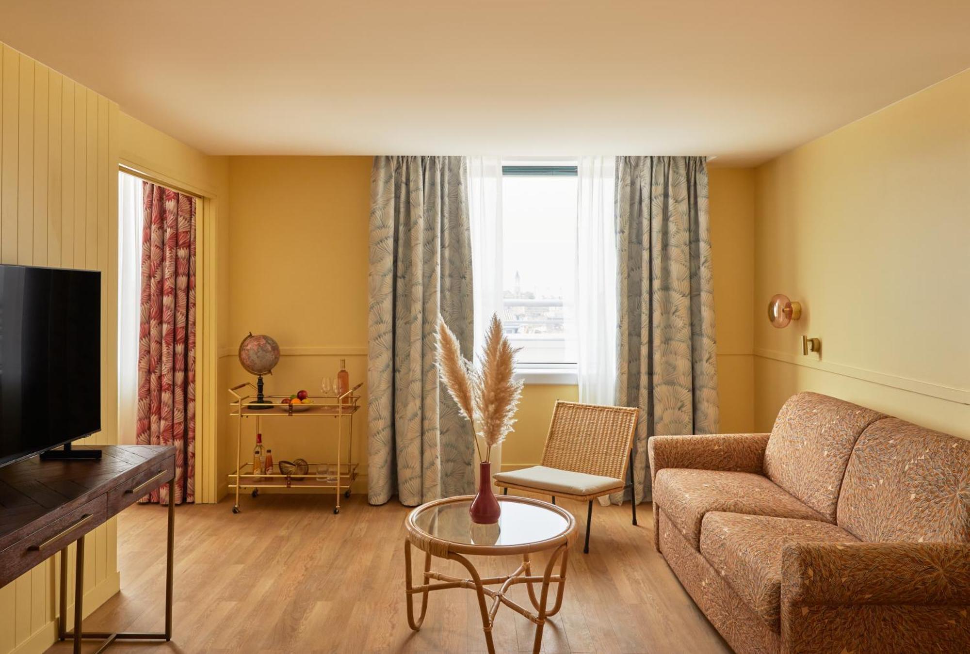 Indigo Centre Chartrons By Ihg Hotel 4*