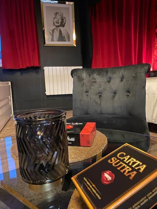 La Chambre D'amour