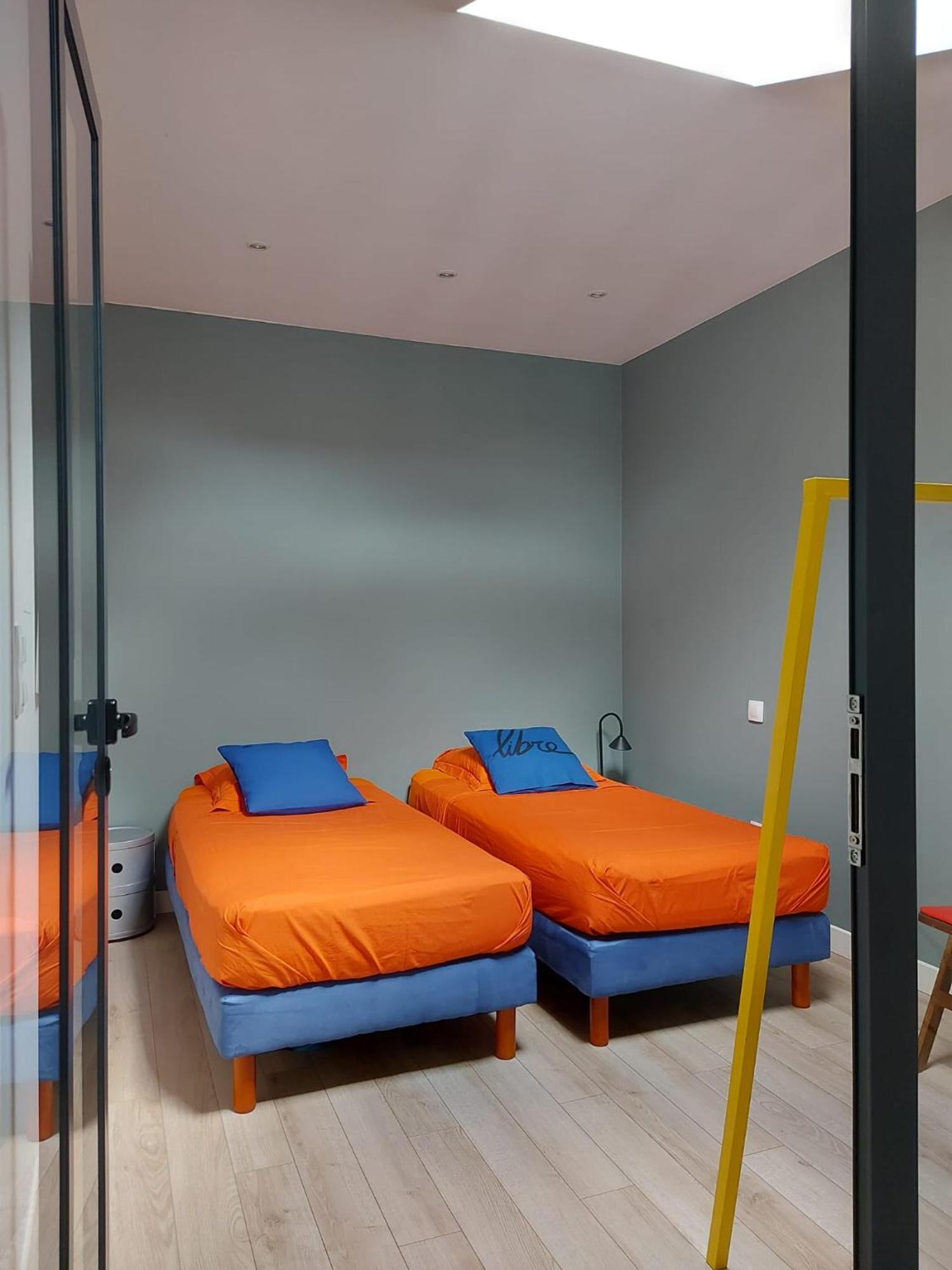 Loft Apartment *