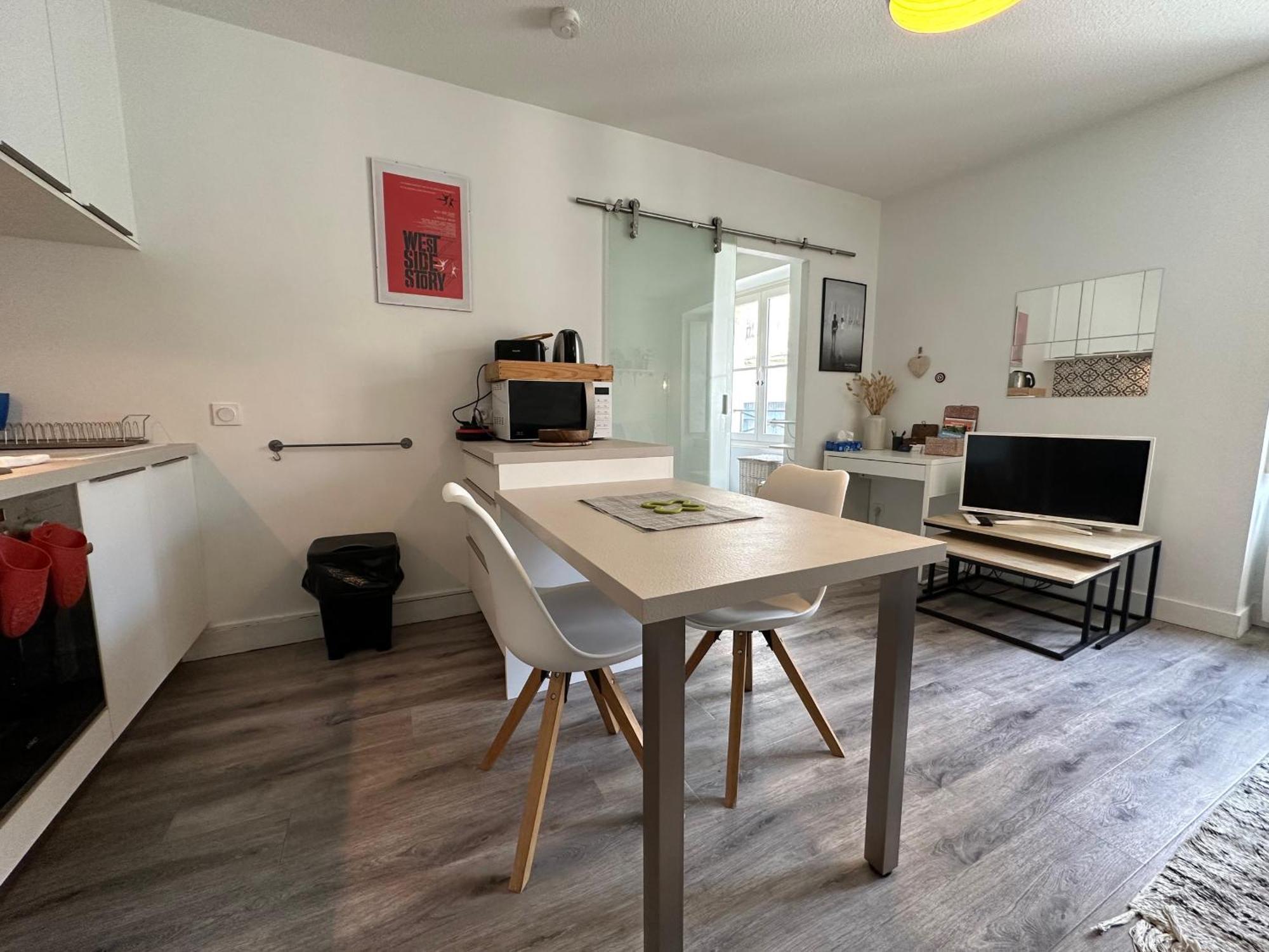 Pied A Terre Chartrons Notre Dame Apartamento