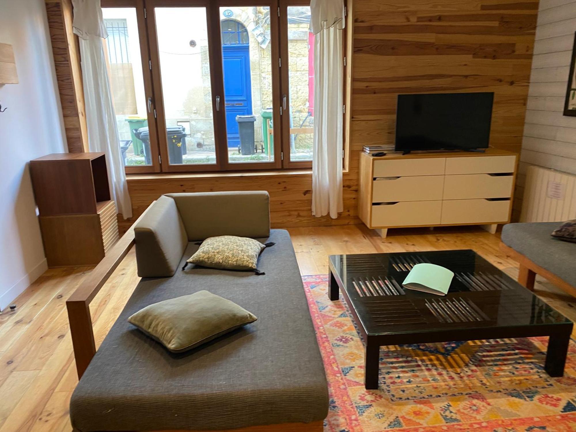 2 Pieces Cosy Gare Aparthotel