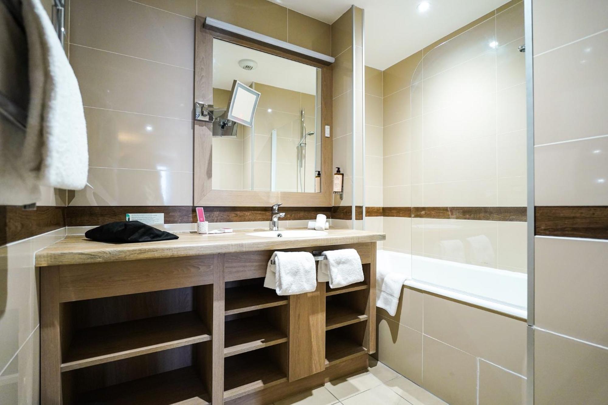 Khách sạn Vatel 4*