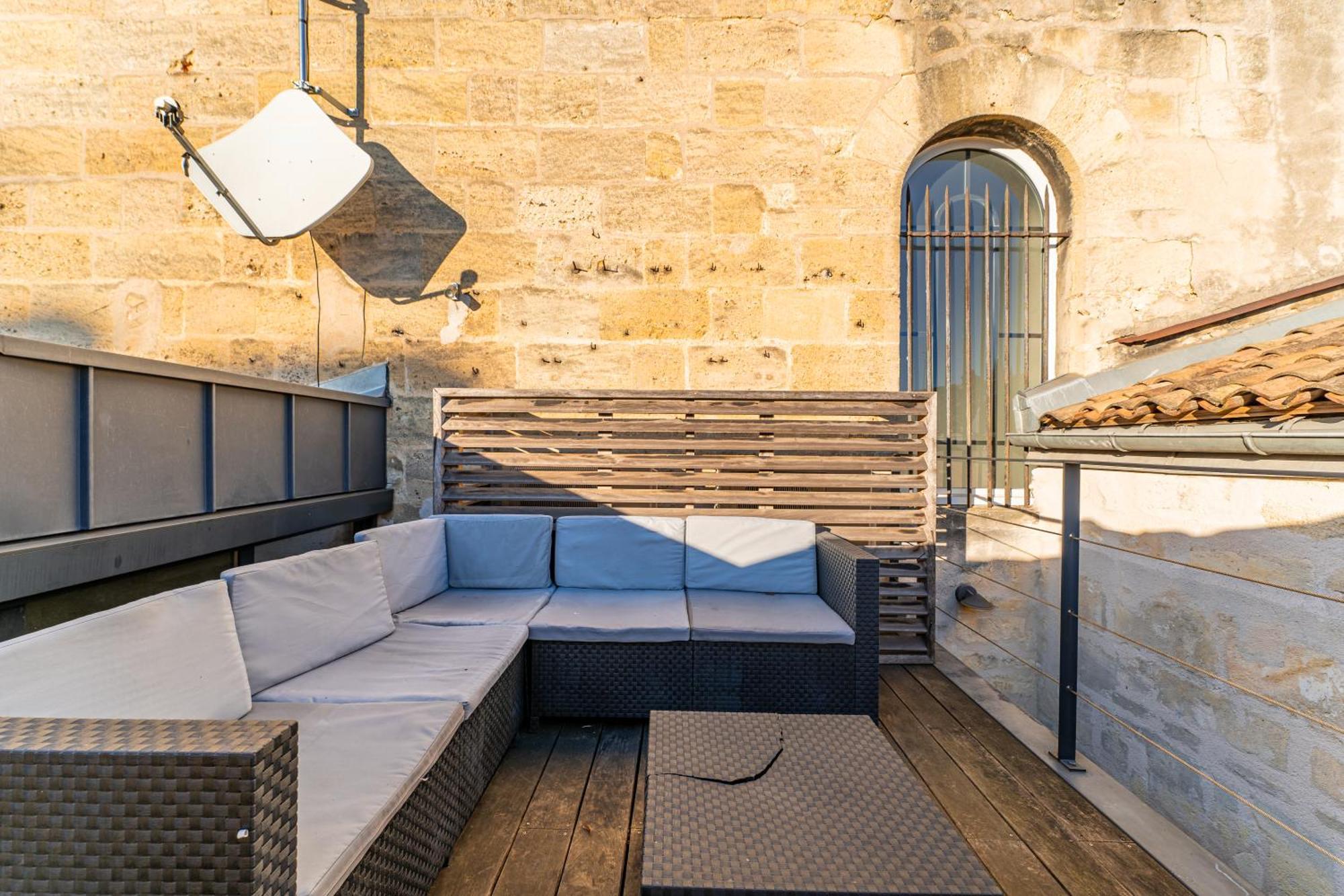 Climatise Avec Rooftop En Hypercentre Bordeaux