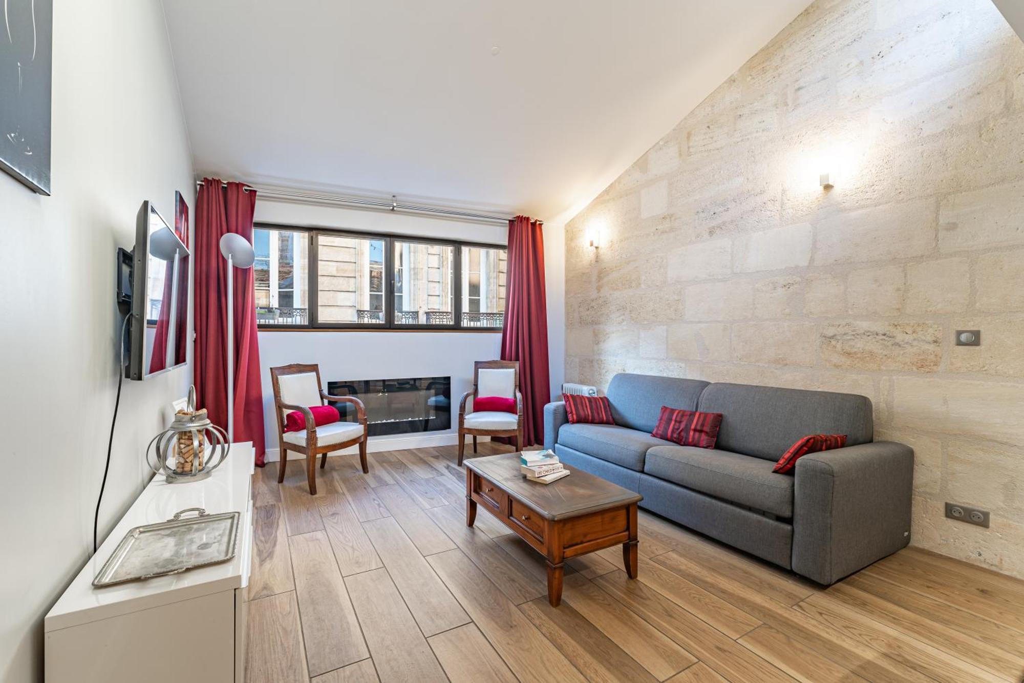Apartment Climatise Avec Rooftop En Hypercentre