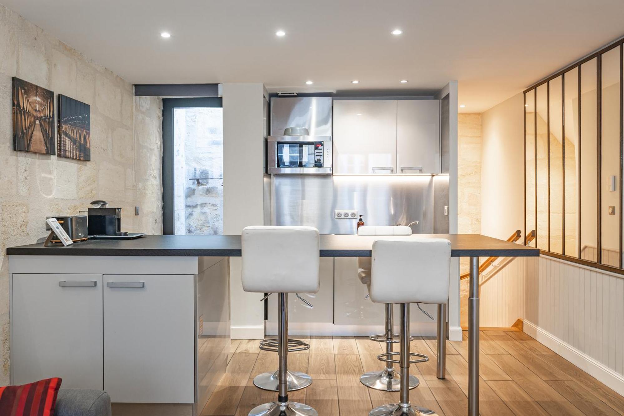 Apartment Climatise Avec Rooftop En Hypercentre
