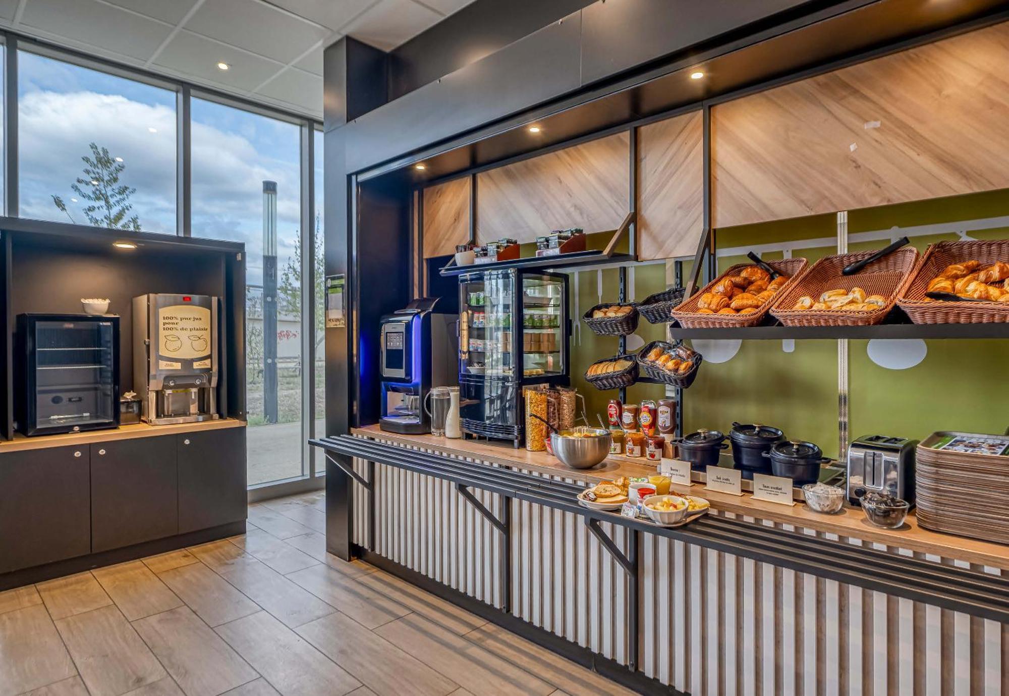 Hotel Centre Gare Saint-jean 3*