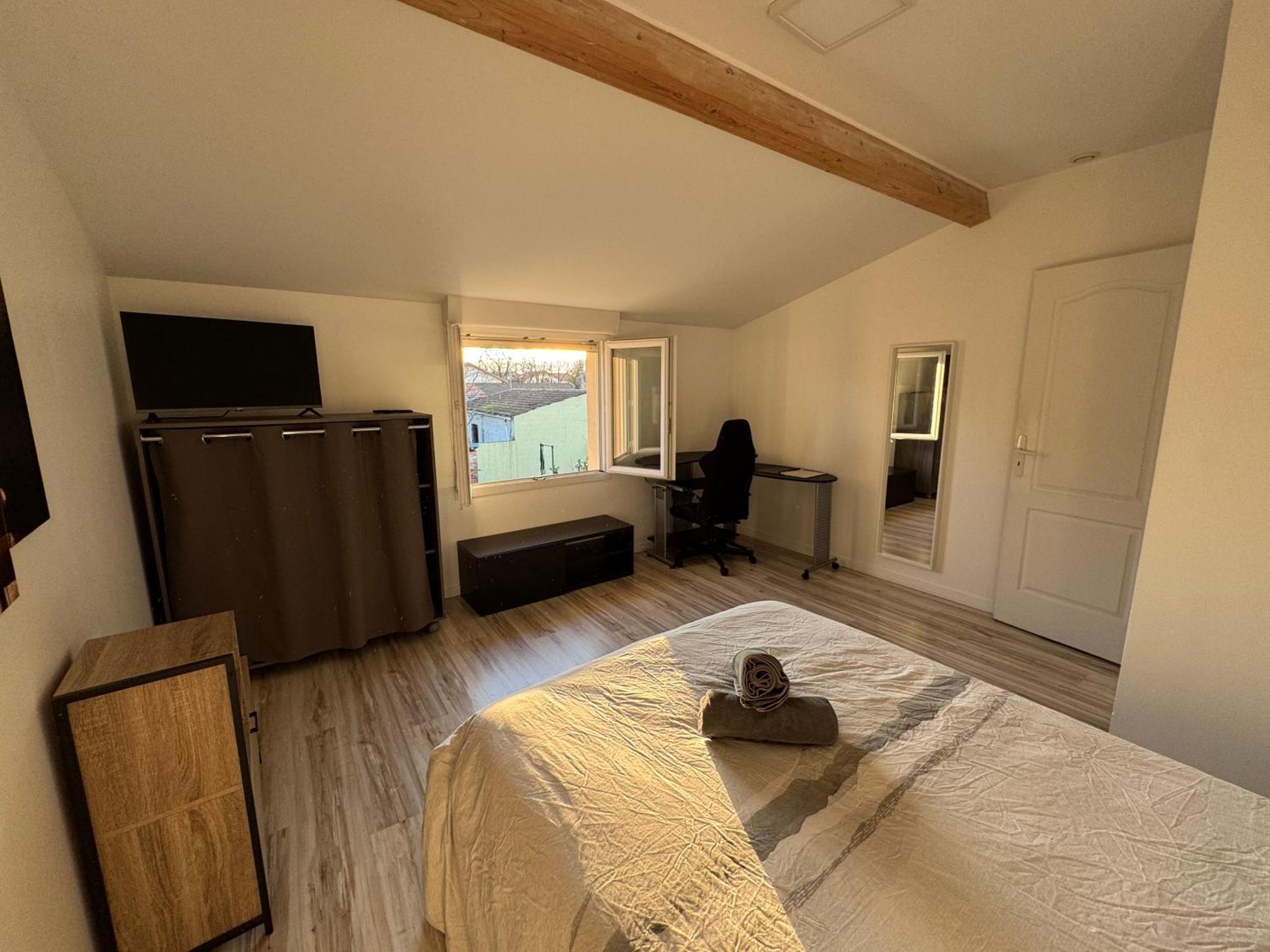 Séjour chez l'habitant Bed To Rent - Maison Calme Avec Jacuzzi Sous Supplement *