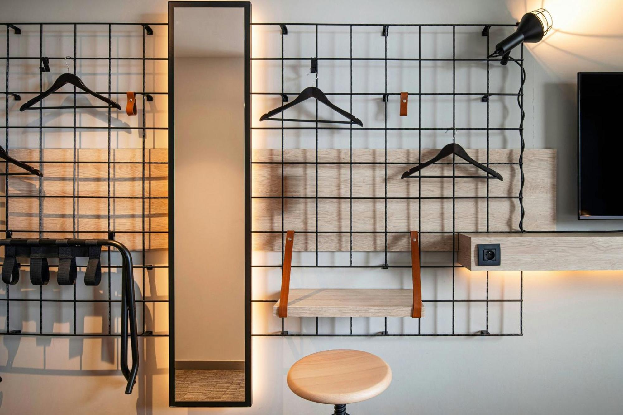 Moxy Hotel 3*
