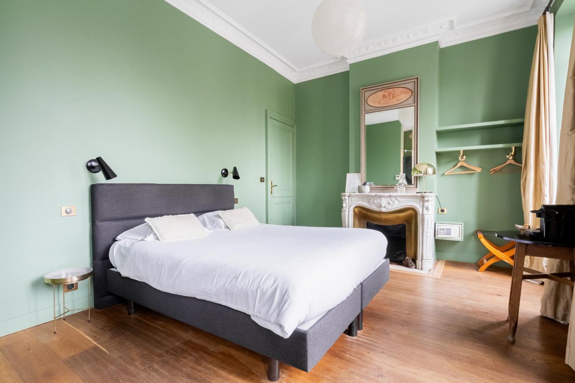 L'escapade Bordelaise - Cote Jardin Bed & Breakfast
