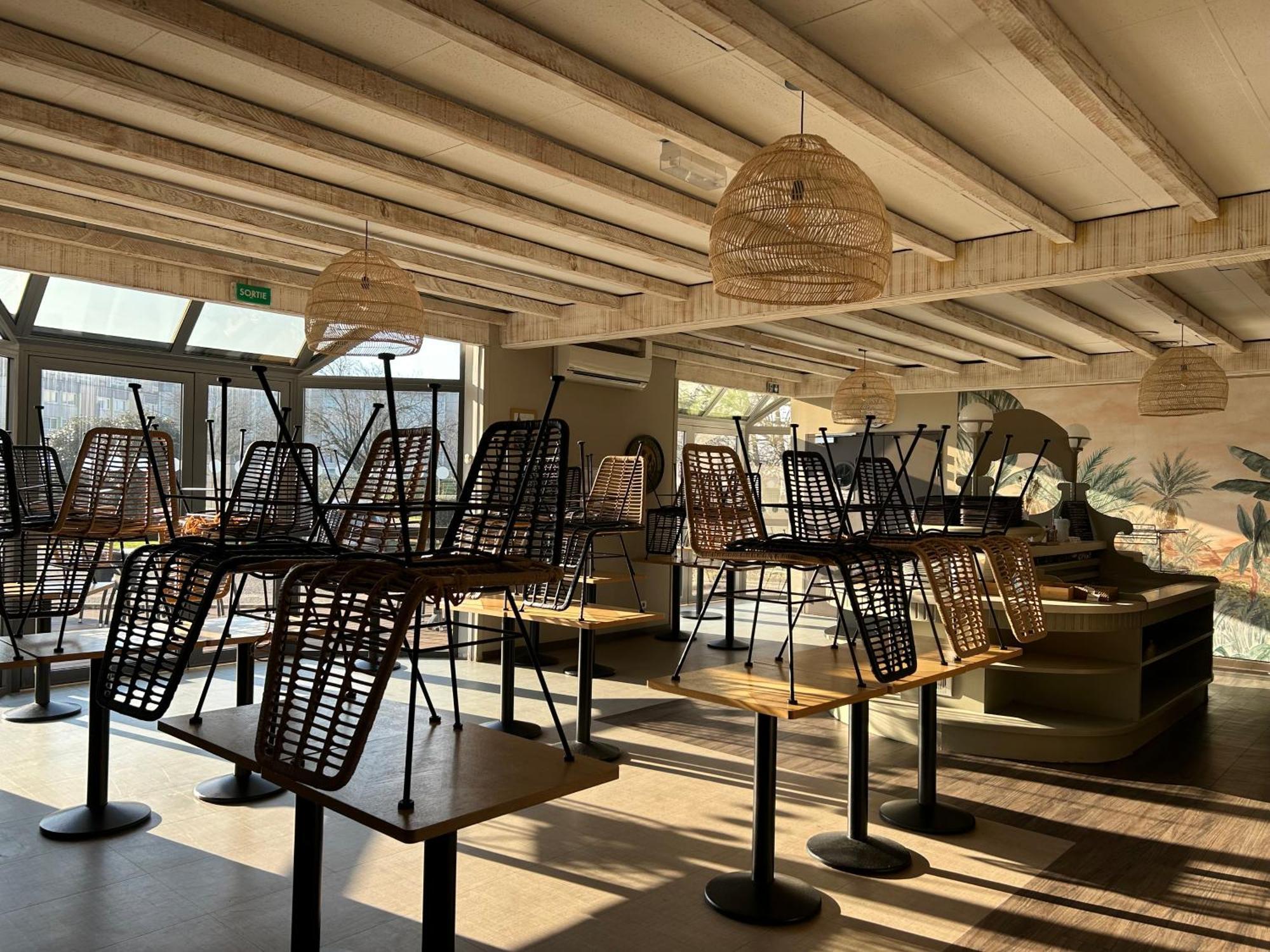 Hotel Contact Le Provencal 3*