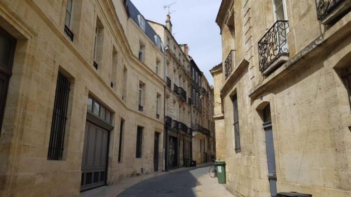 Superbe Duplex En Hypercentre Avec Rooftop Et Climatisation *