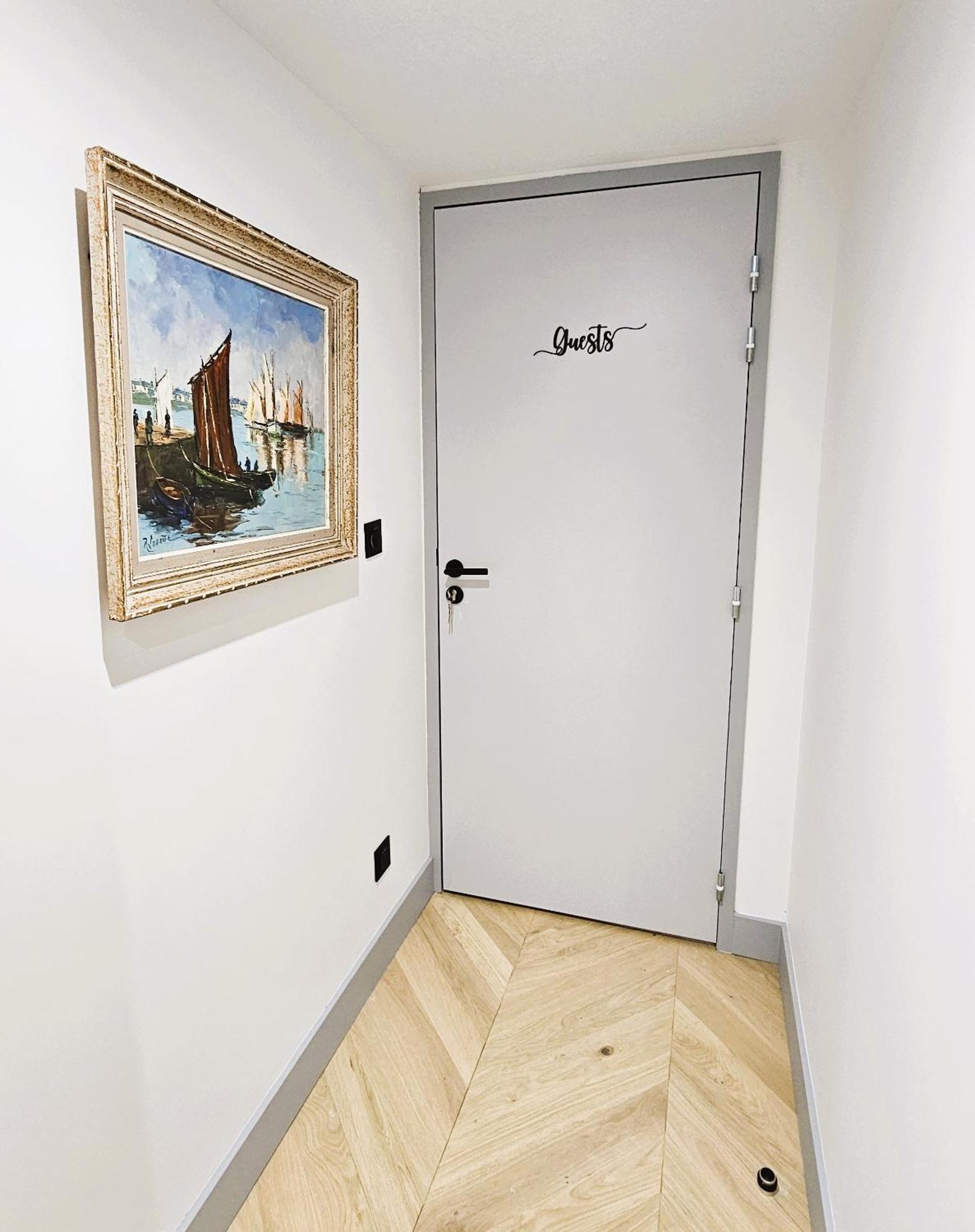 127flam Apartment