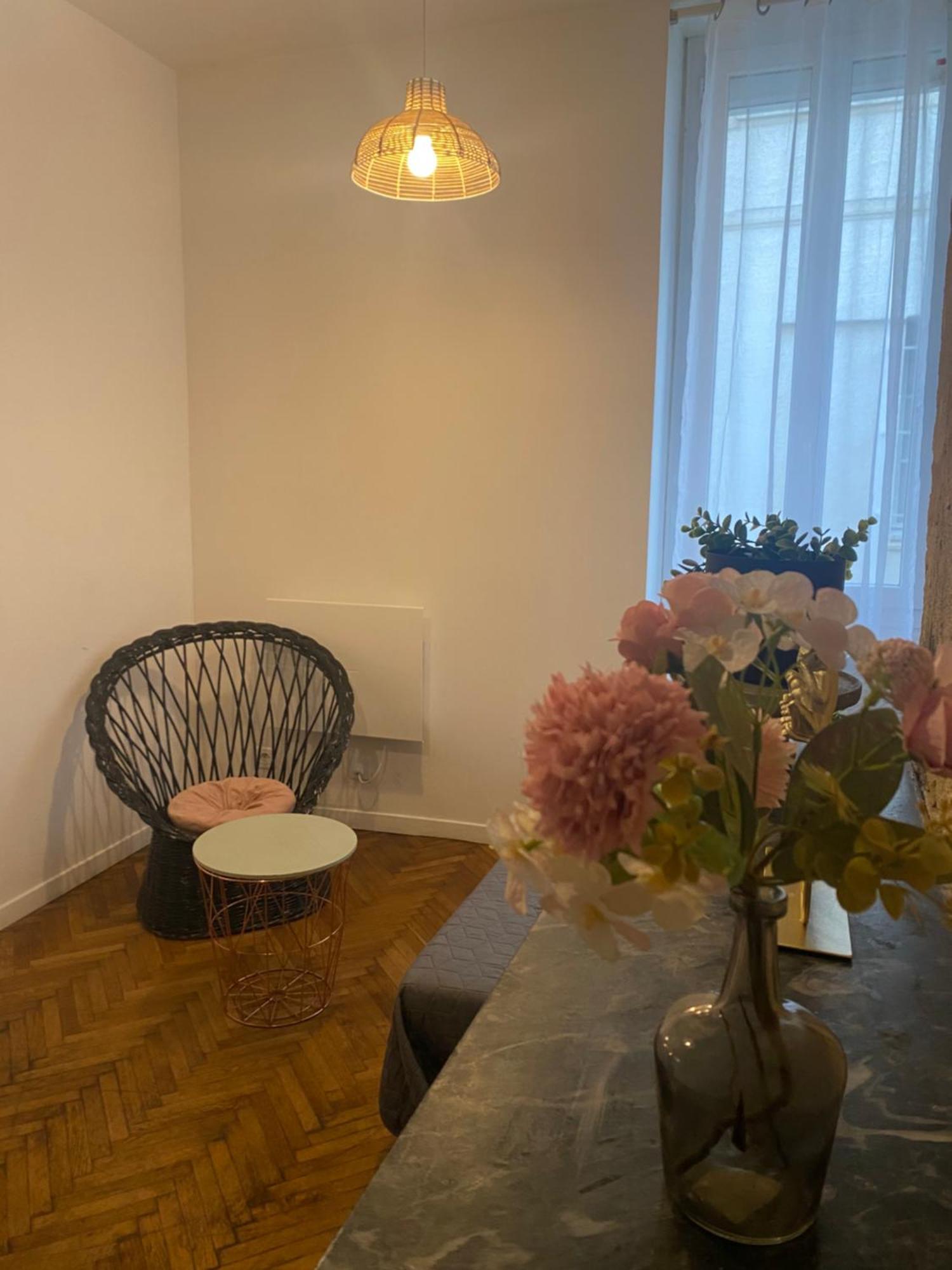 Apartment Apparemment Jacuzzi Balneo Centre De *