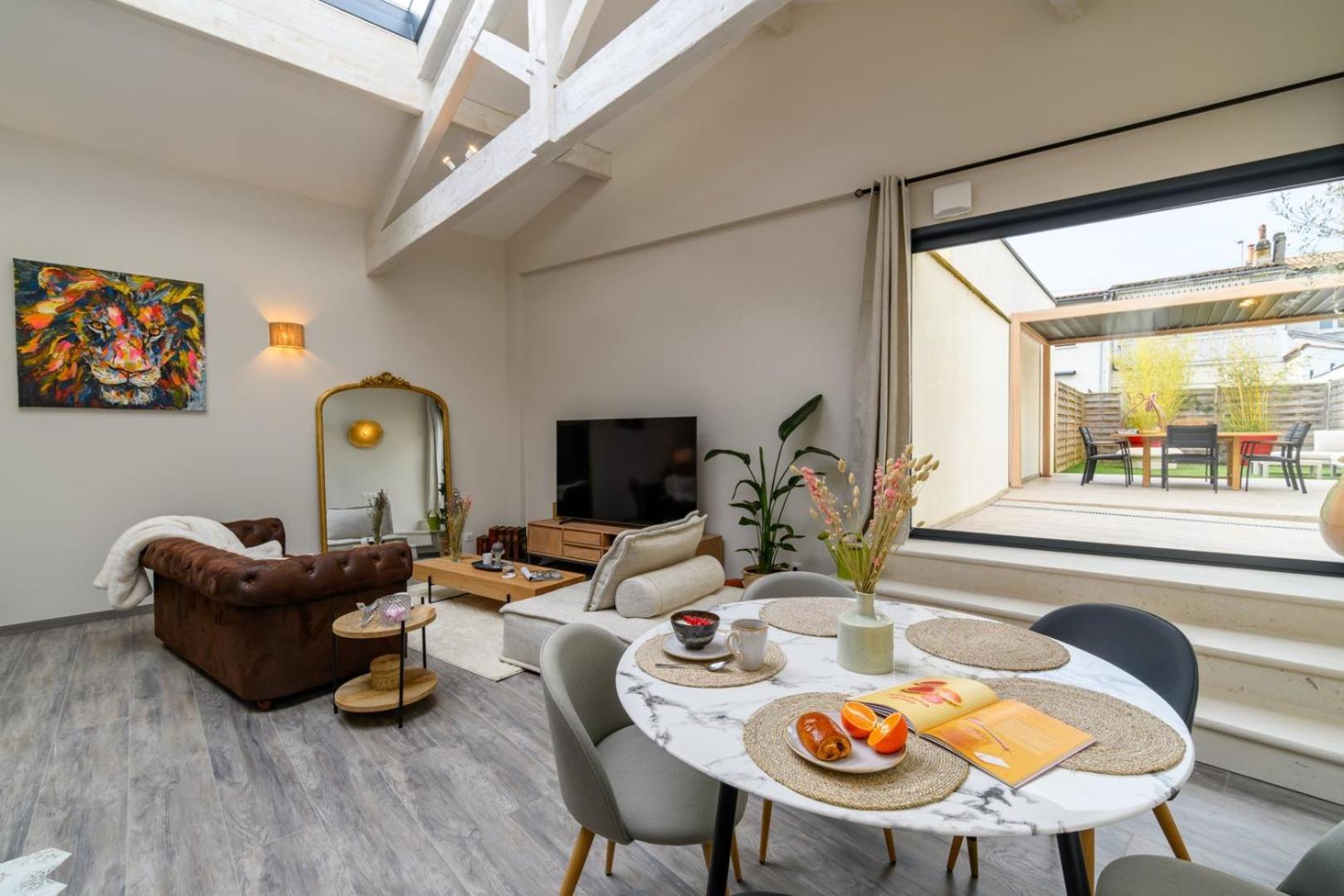 Apartment Le Loft ~ Garage ~ Centre-ville ~ Bien D'exception *