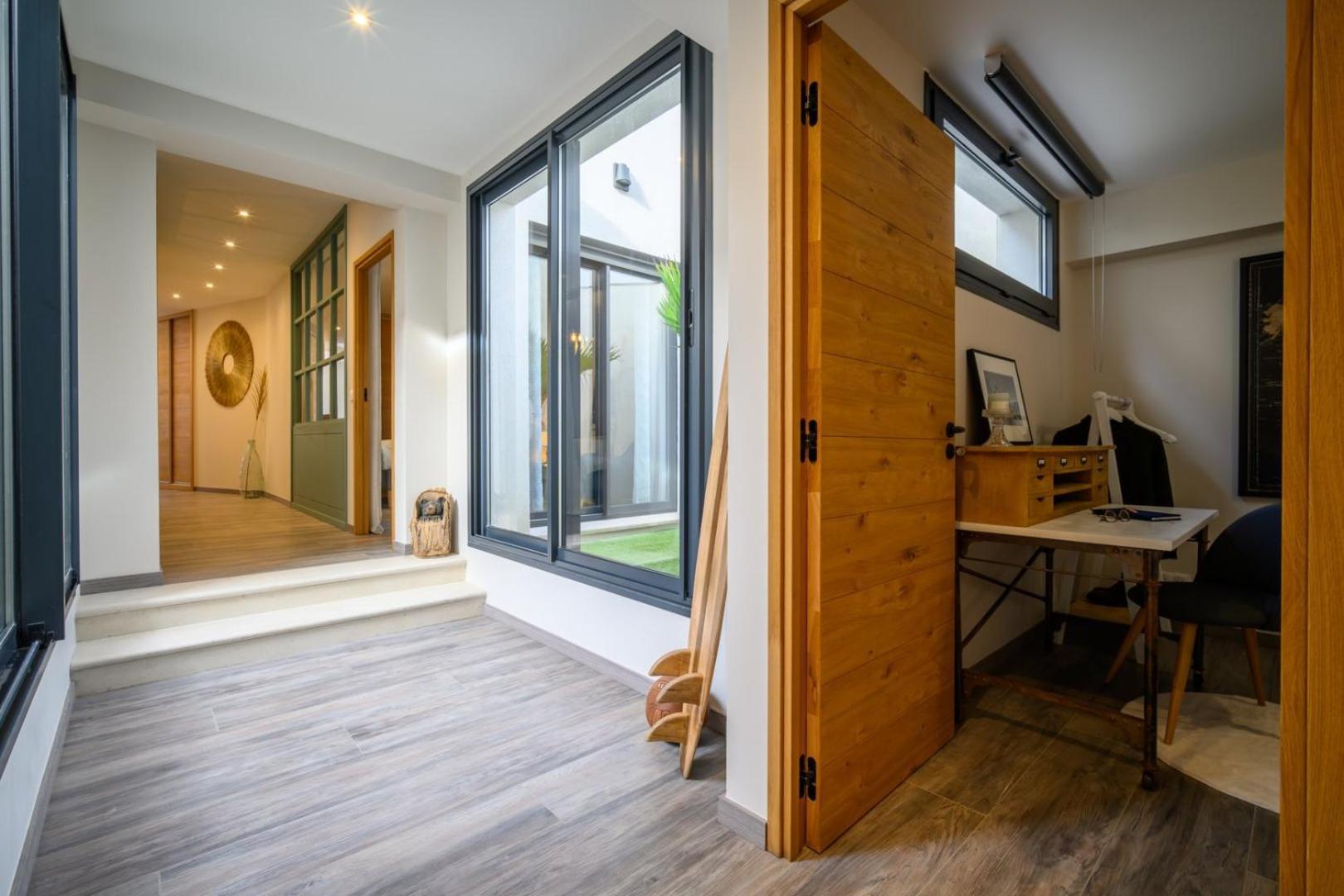 Apartment Le Loft ~ Garage ~ Centre-ville ~ Bien D'exception