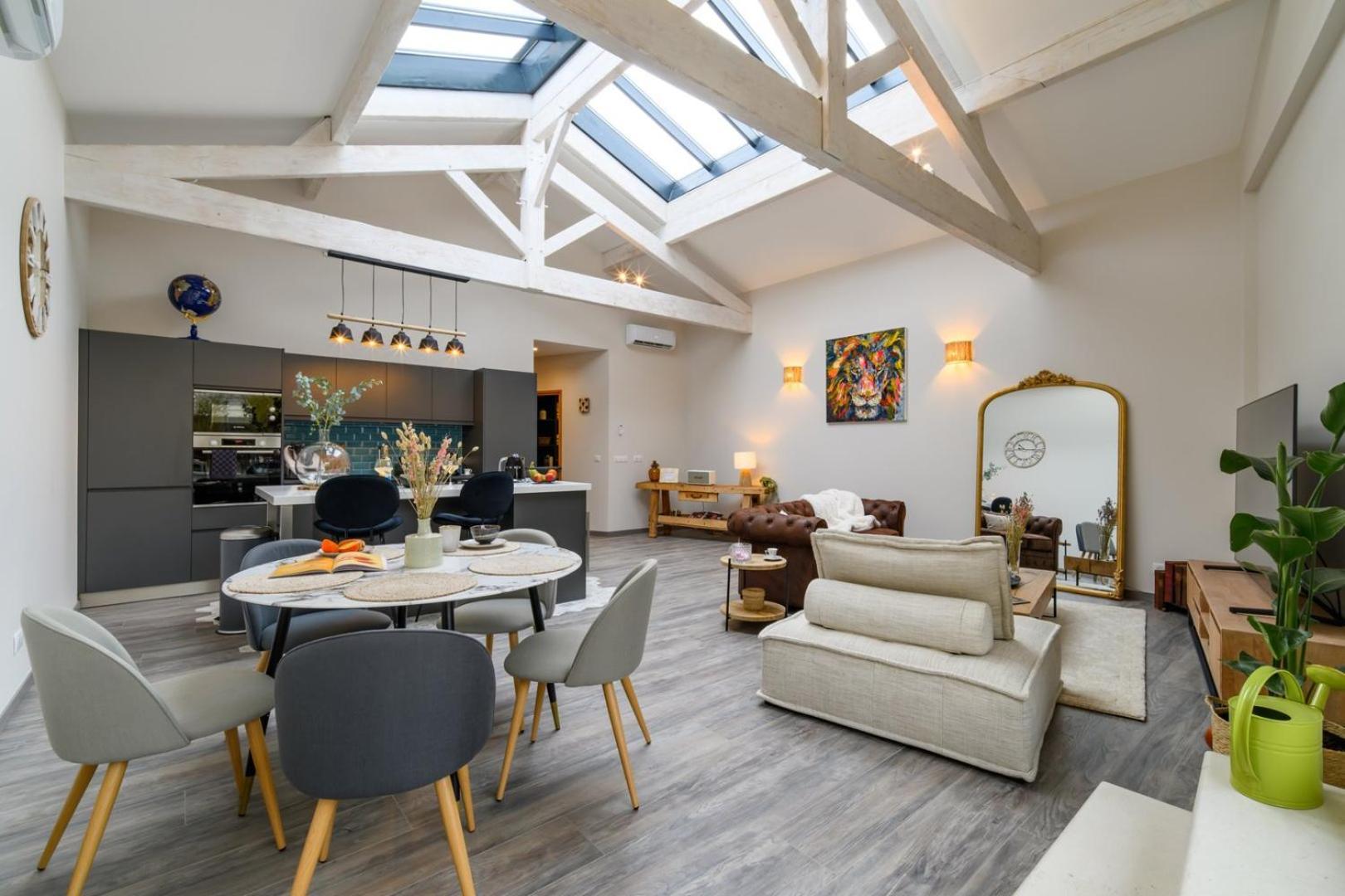 Le Loft ~ Garage ~ Centre-ville ~ Bien D'exception * Bordeaux