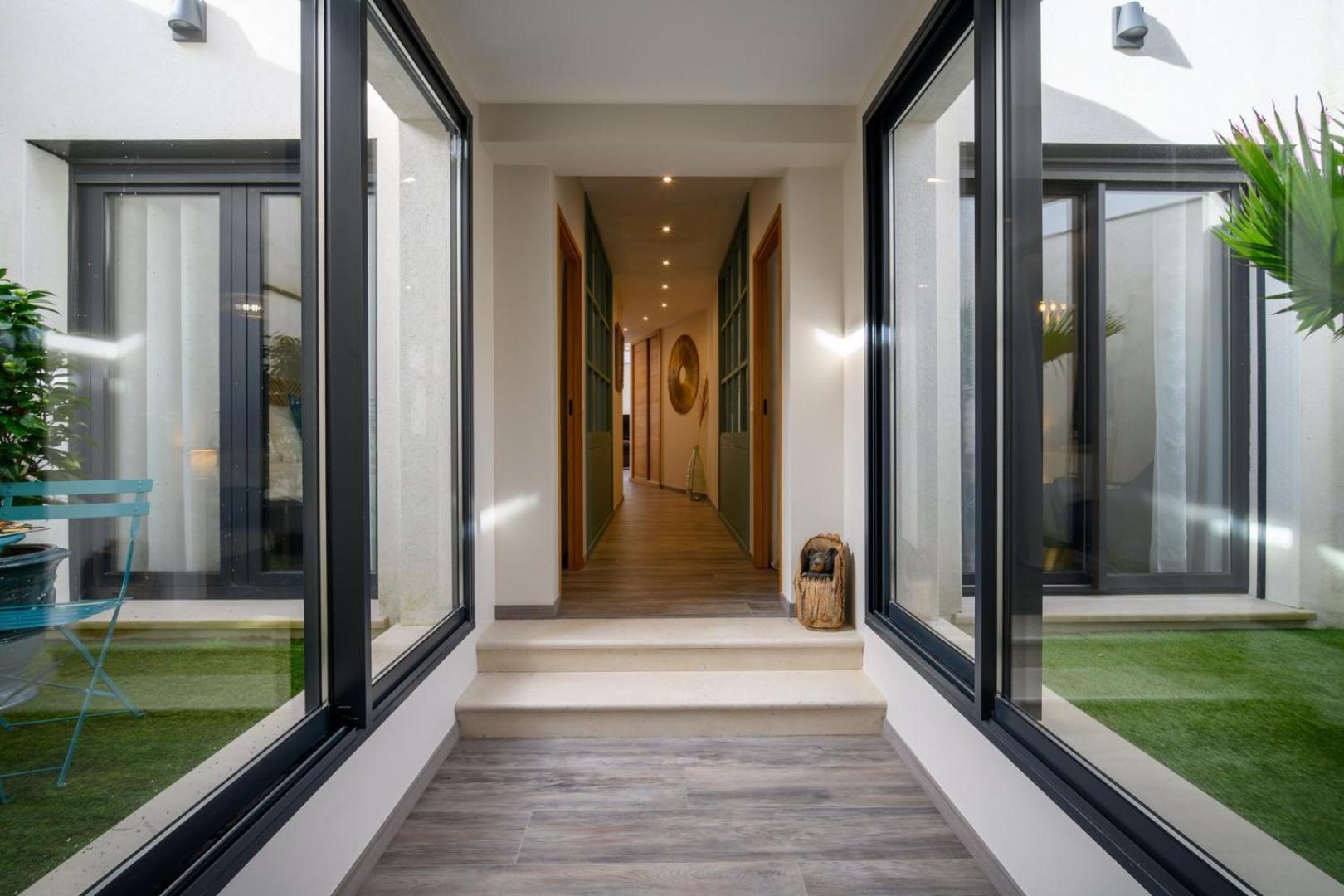 Le Loft ~ Garage ~ Centre-ville ~ Bien D'exception