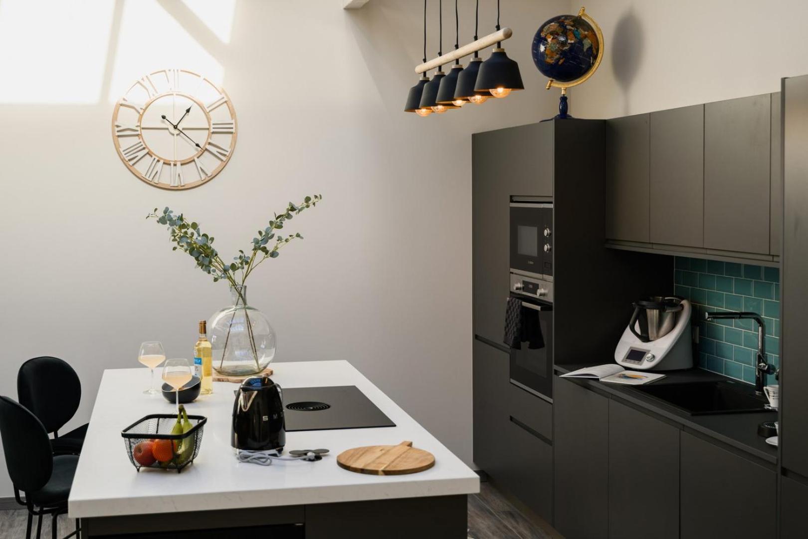 Apartment Le Loft ~ Garage ~ Centre-ville ~ Bien D'exception