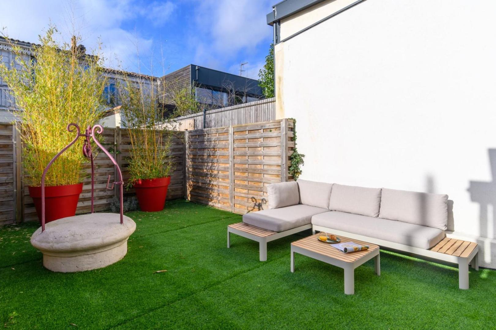 Le Loft ~ Garage ~ Centre-ville ~ Bien D'exception * Bordeaux