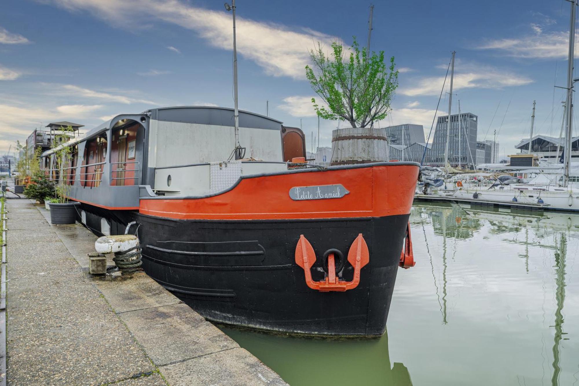 Superbe Peniche En Centre Bordeaux