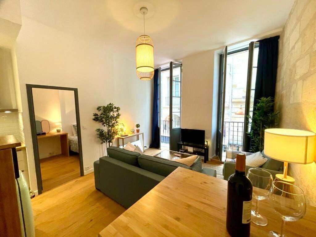 Beaux T2 Et T3 Climatises Dans Le Triangle D'or Bordeaux
