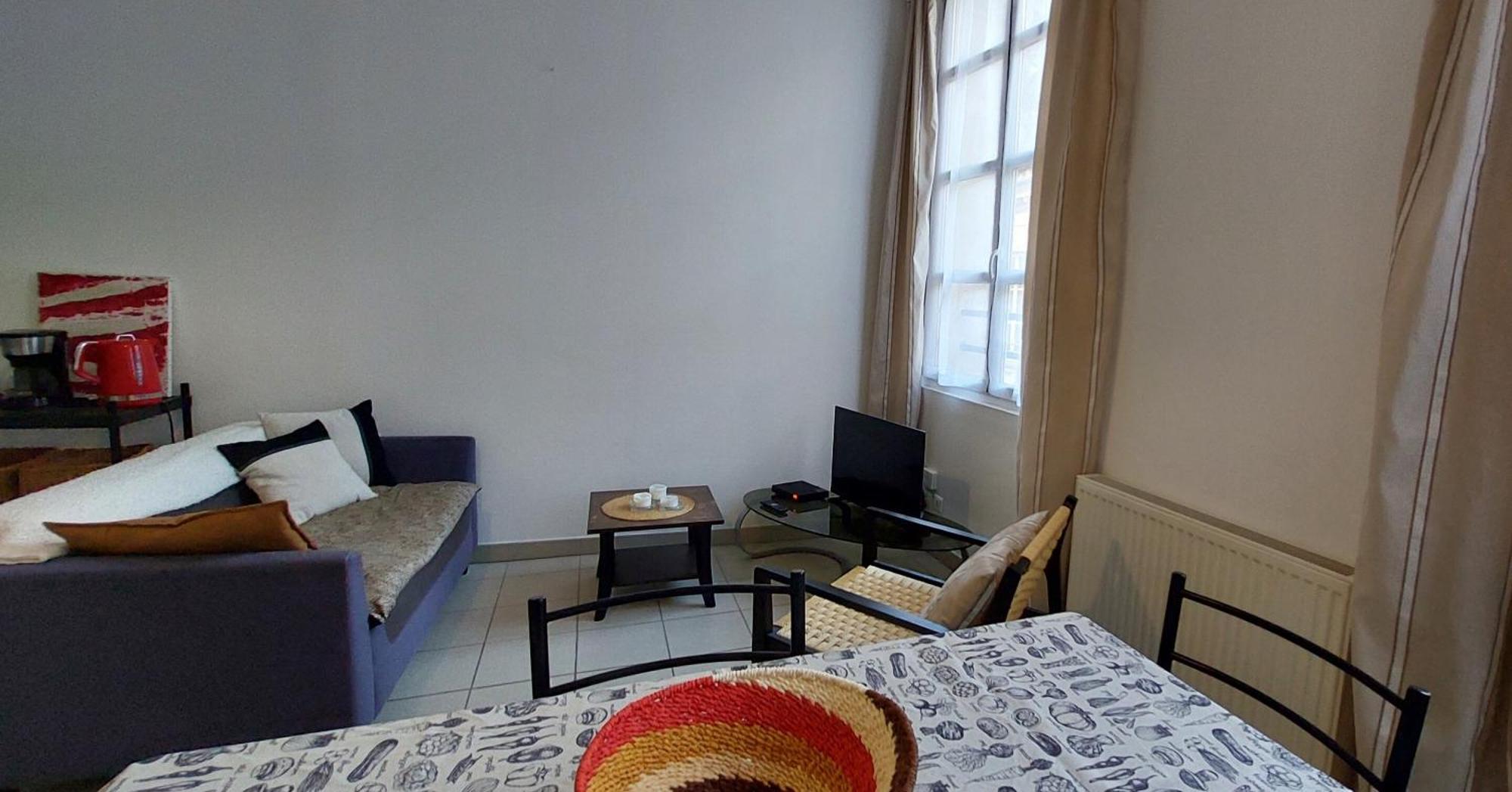 Burdigala Homes - Les De La Devise Apartment