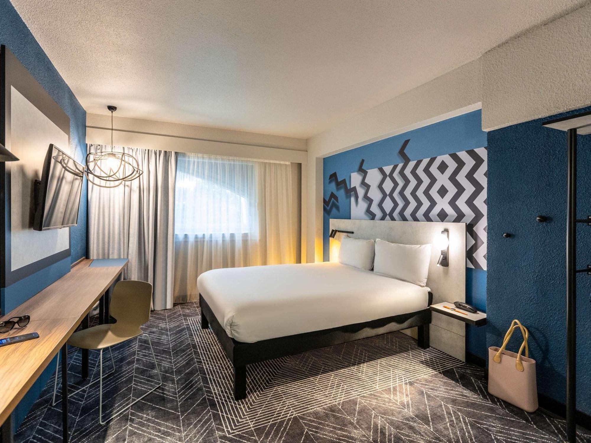 Ibis Styles Centre Meriadeck Hotel