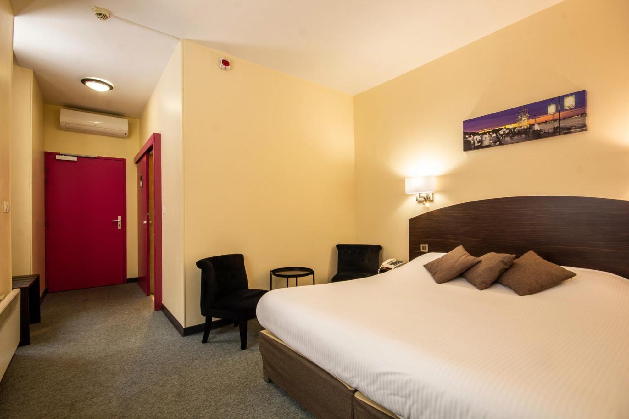Hotel Notre Dame 3*