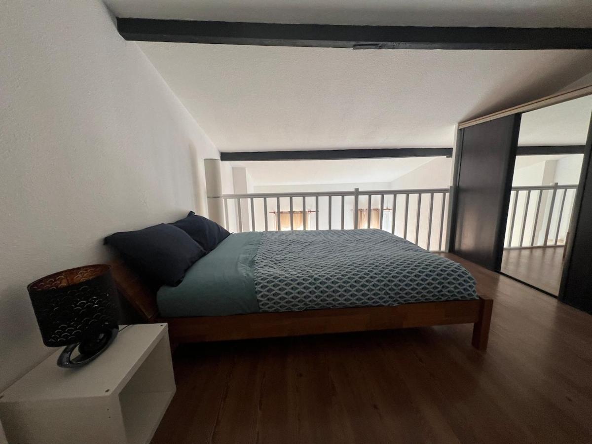 Apartment T2 4 Couchage Tres Bon Emplacement Bordeaux