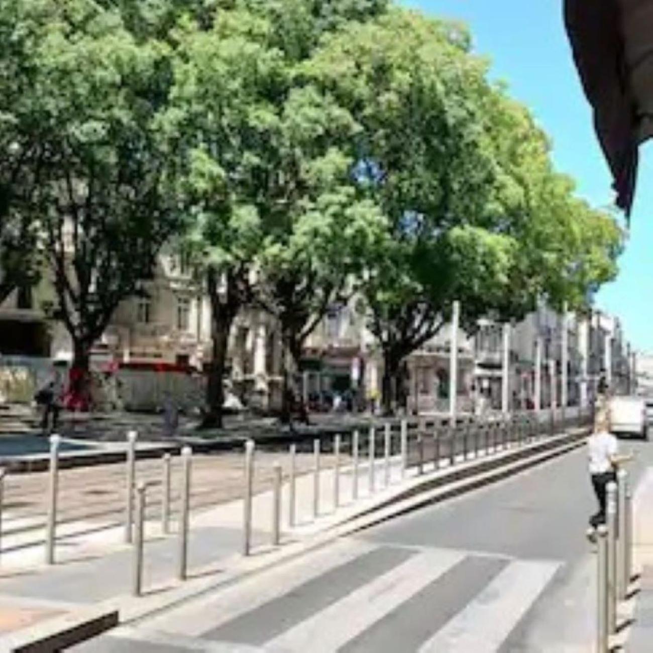 Homestay Hyper-centre Proche De Toutes Commodites