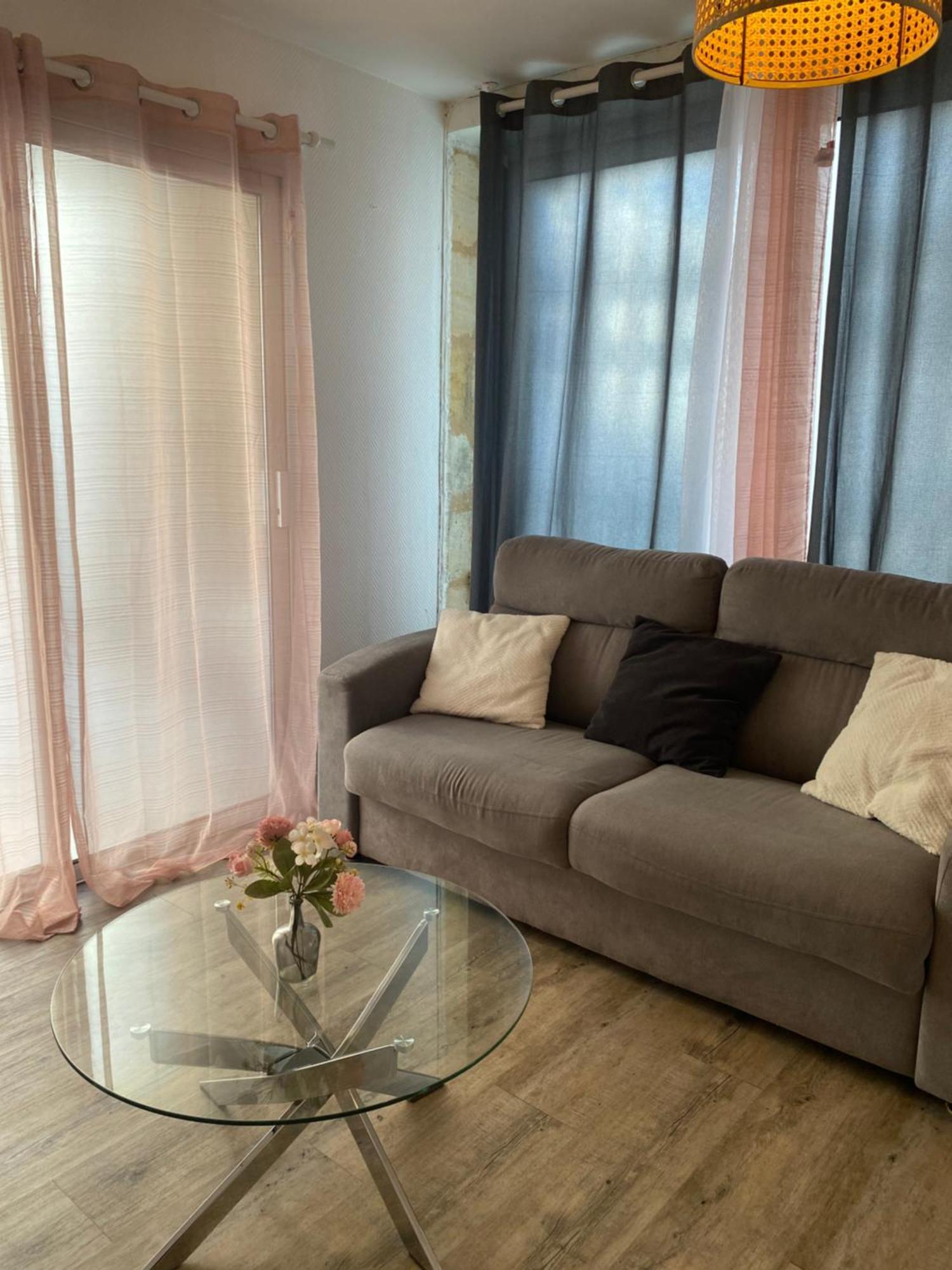 Apartment Apparemment Jacuzzi Balneo Centre De *