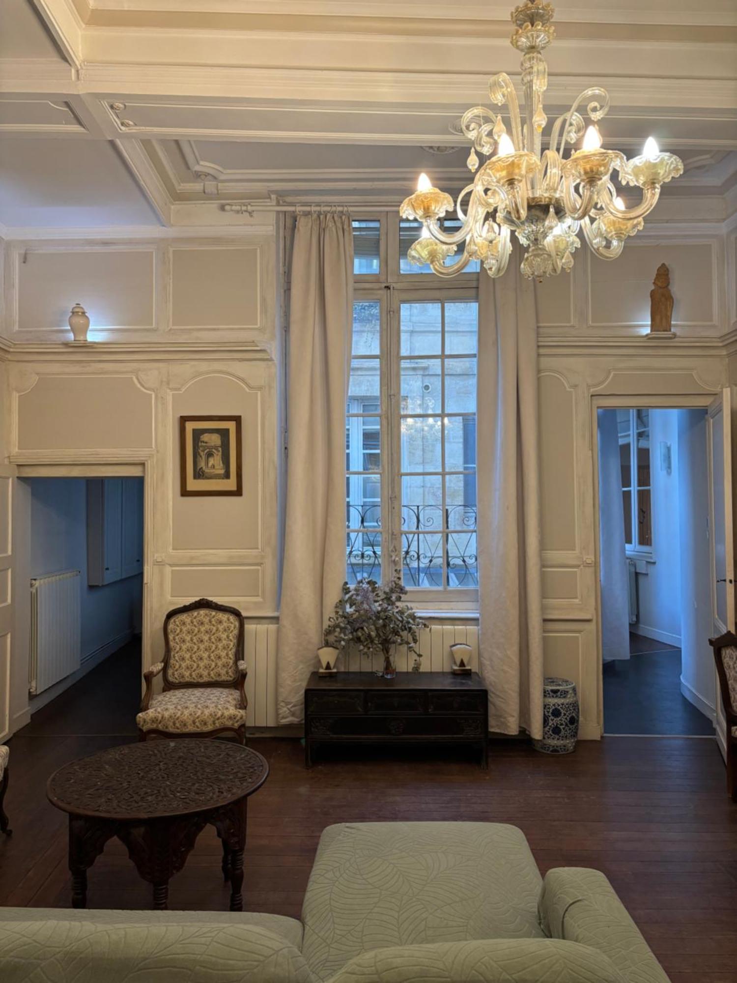 Bourgeois De 100m Carre Au Coeur De *
