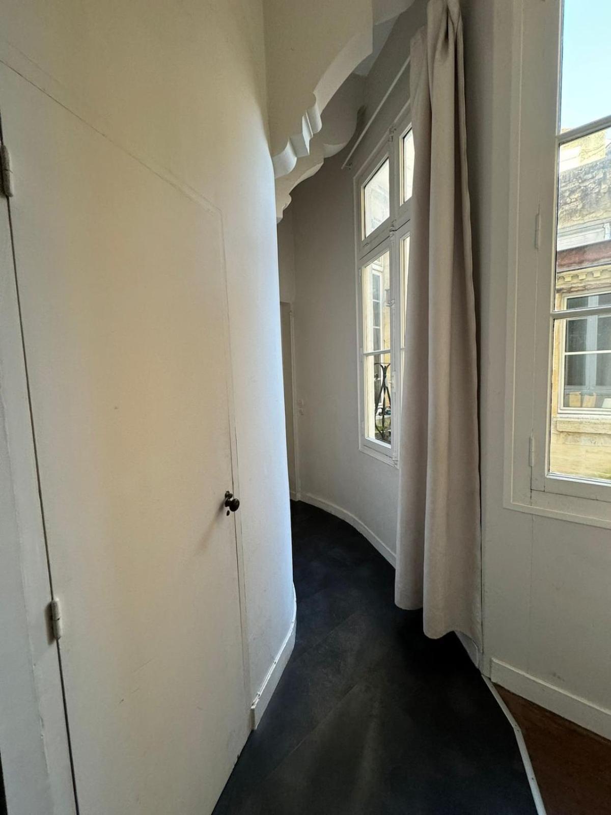 Apartment Bourgeois De 100m Carre Au Coeur De Bordeaux